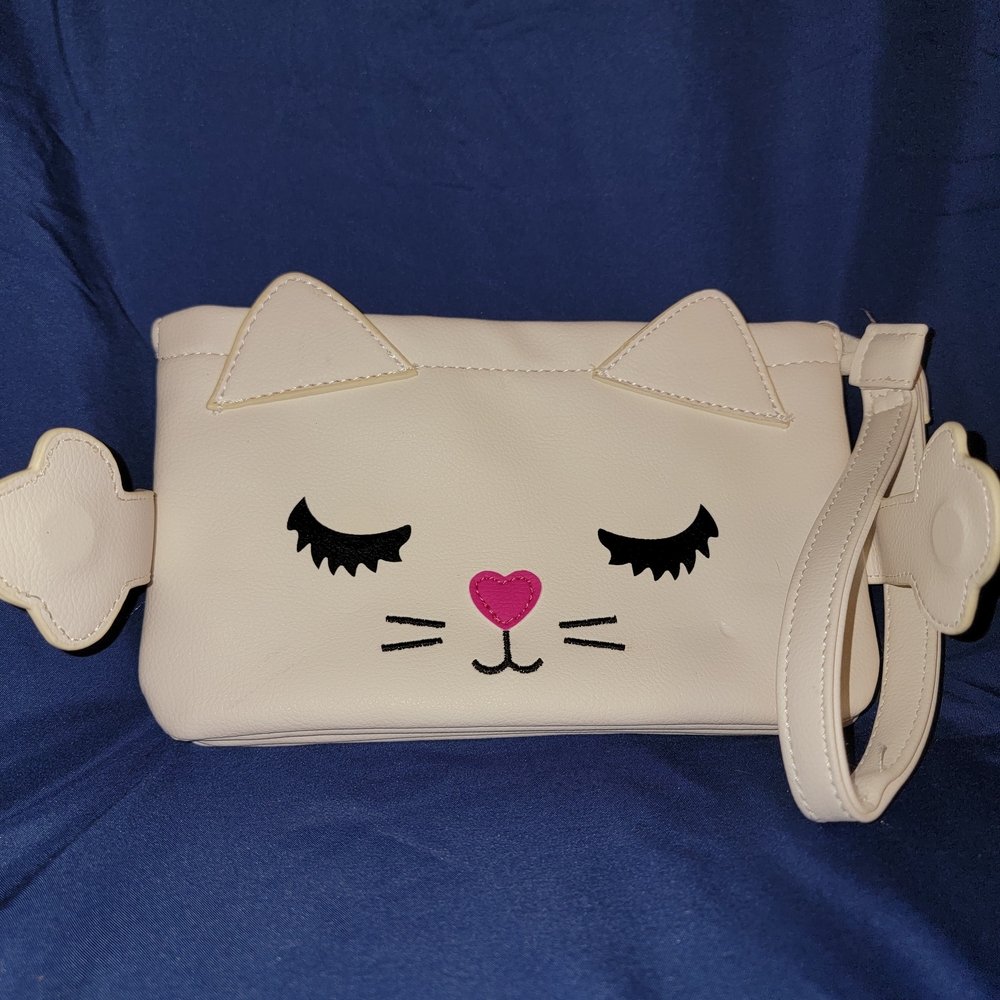 Betsey Johnson White Cat Face Wristlet
